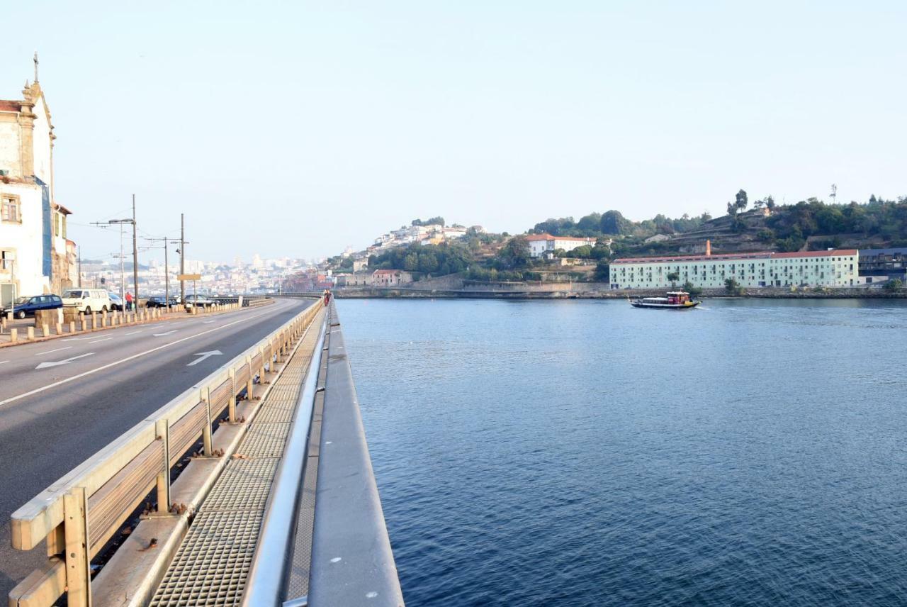 14º Esquadra — Cais Das Pedras Guest House Porto Exterior photo